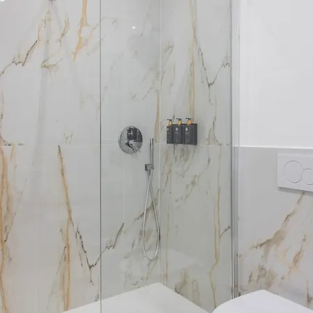 Vatican Pertusa Luxury By Quinto Piano Konukevi 4*