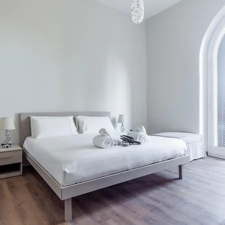 Konukevi Vatican Pertusa Luxury By Quinto Piano 4*