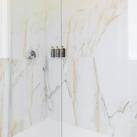 Konukevi Vatican Pertusa Luxury By Quinto Piano 4*