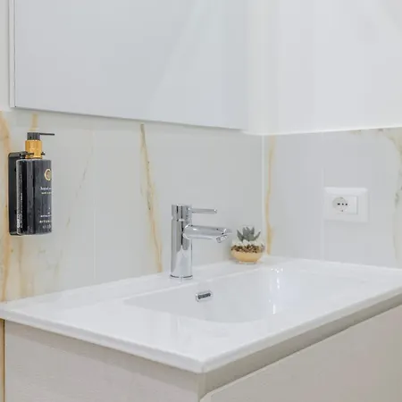 Vatican Pertusa Luxury By Quinto Piano Konukevi